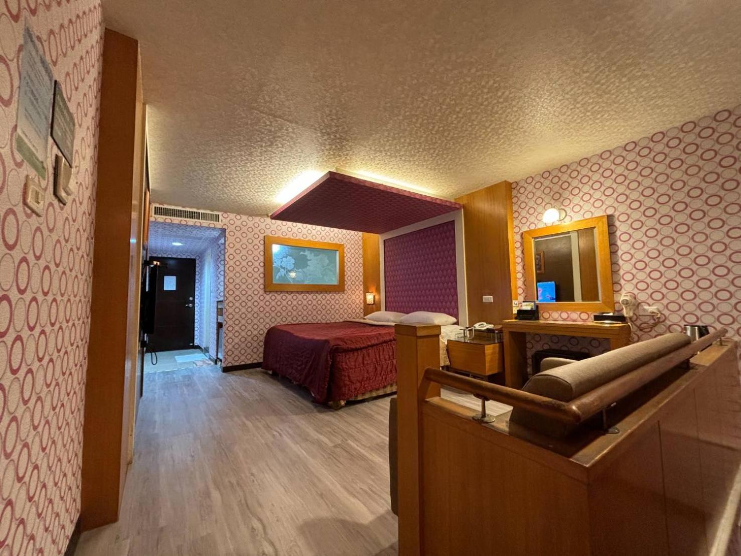 Hua Xiang Motel - Da Chang Kaohsiung Exterior foto