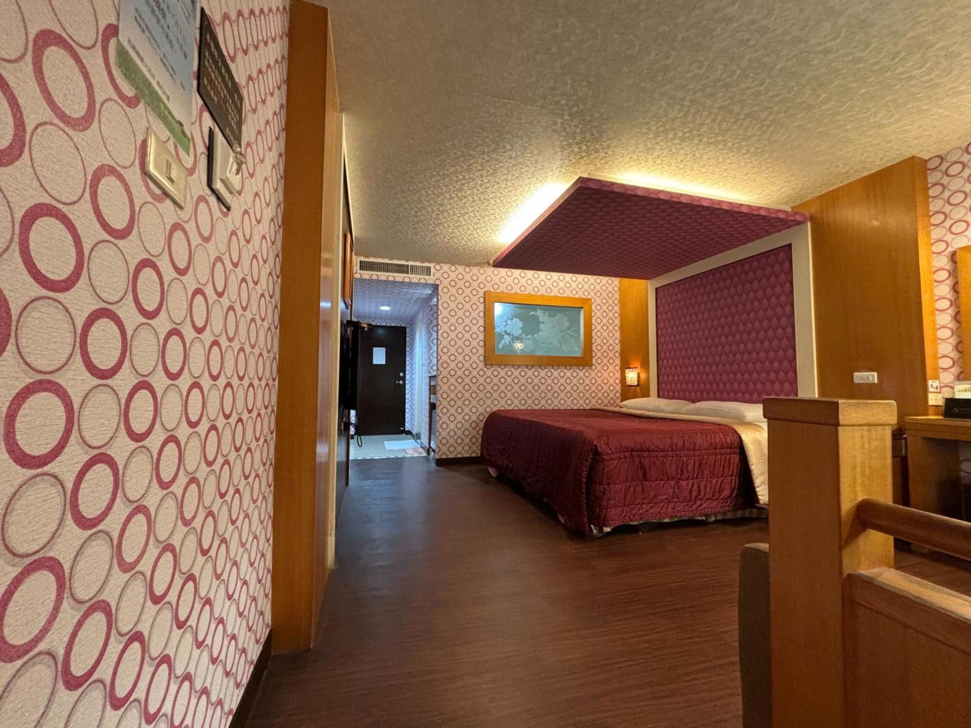 Hua Xiang Motel - Da Chang Kaohsiung Exterior foto